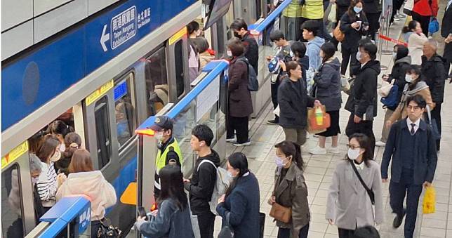 Daftar Perilaku yang Tidak Disukai Saat Naik MRT! Metro Taipei: Akan Tingkatkan Sosialisasi