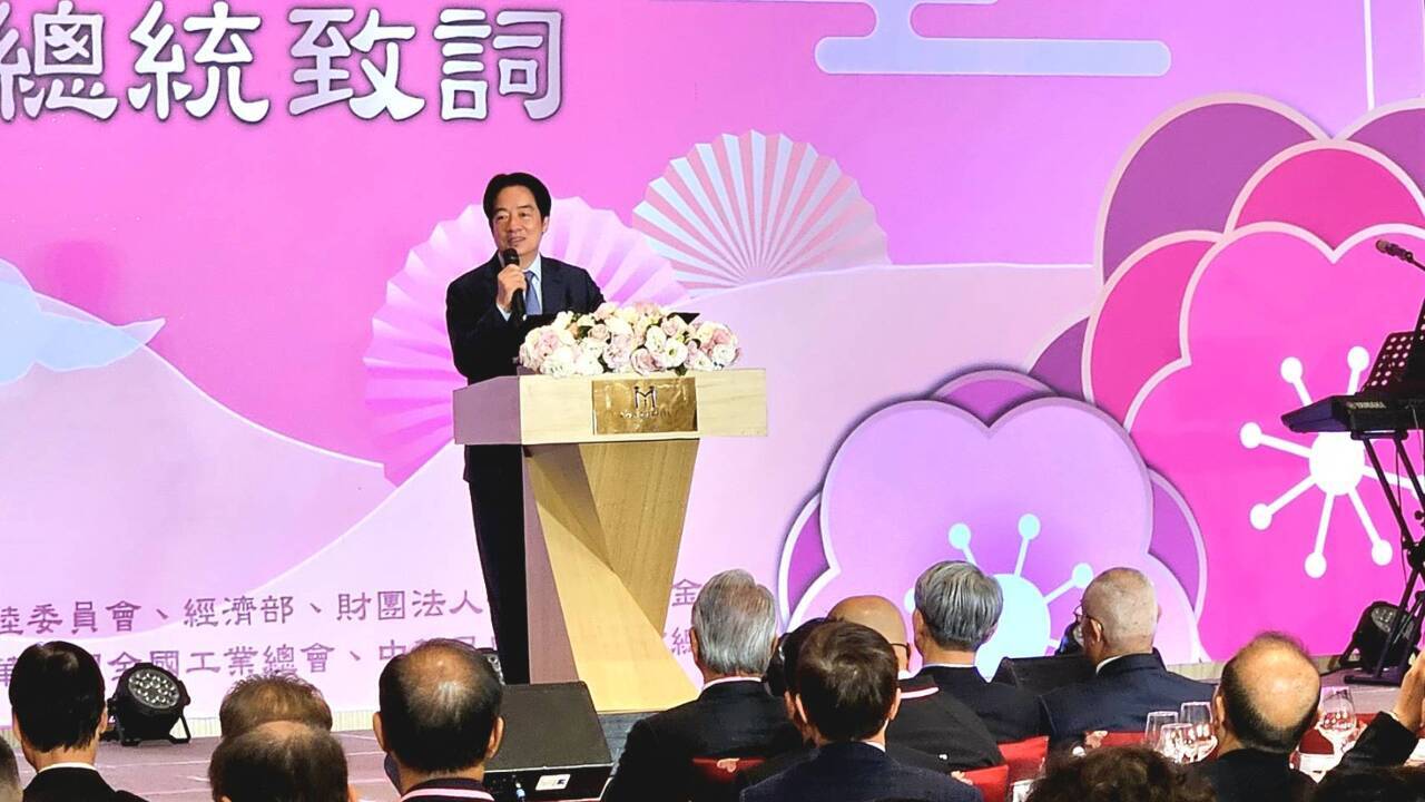 Presiden Tegaskan Kestabilan Suku Bunga, Nilai Tukar Dolar Taiwan, Harga Barang Sebagai Target Pemerintah untuk Memastikan Pertumbuhan pada 2025