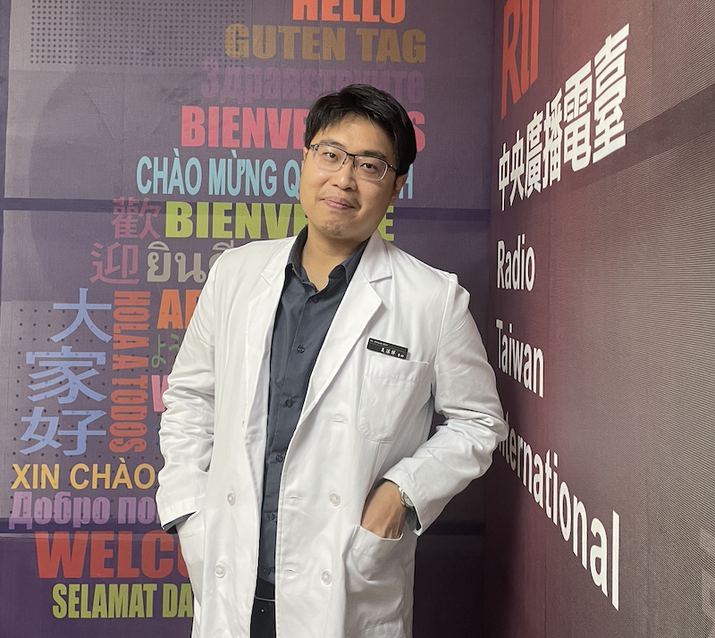 Lebih Suka Bawa Obat Sendiri Daripada Berobat Ke Dokter?