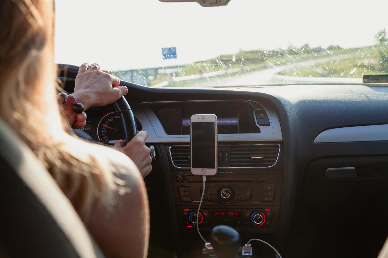 Lebih dari 7.000 Kasus dalam Sehari! Inilah 10 Benda yang Paling Sering Tertinggal di Uber, Bahkan Ada Lobster Hidup