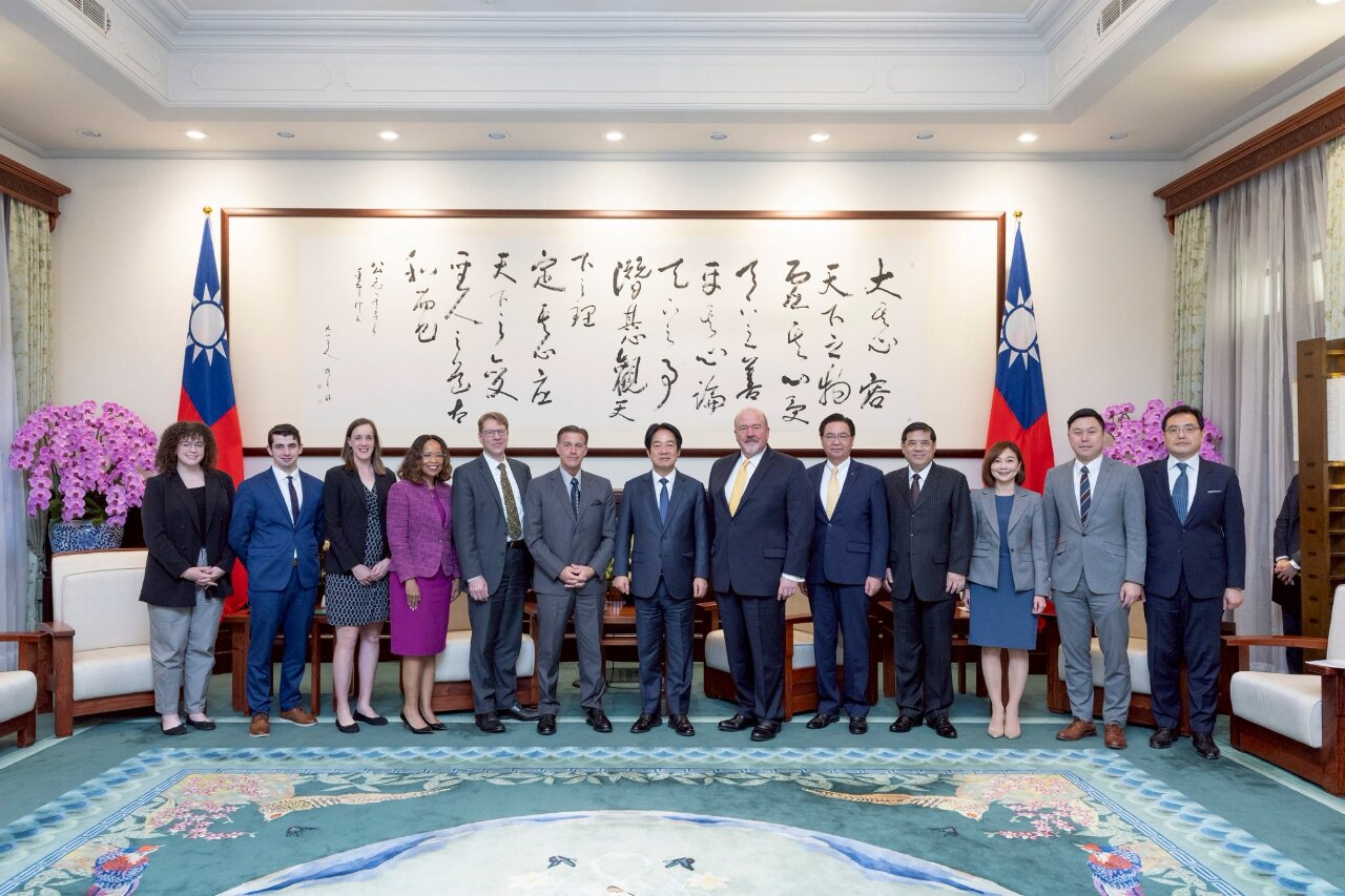 Presiden Lai Menemui Mantan Komandan Indo-Pasifik AS John Aquilino, Tegaskan Peningkatan Kemampuan Pertahanan Nasional Taiwan