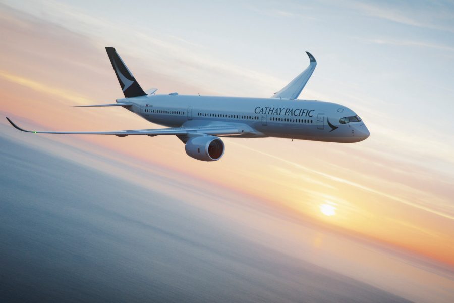 Penumpang Kaget: Anak 3 Tahun Diberi Anggur Putih oleh Pramugari Cathay Pacific
