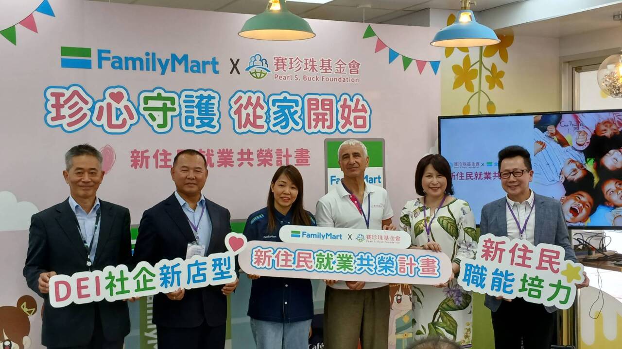 Yayasan Pearl S Buck Gandeng Toko Waralaba Ciptakan Kesempatan Kerja Bagi Imigran Baru