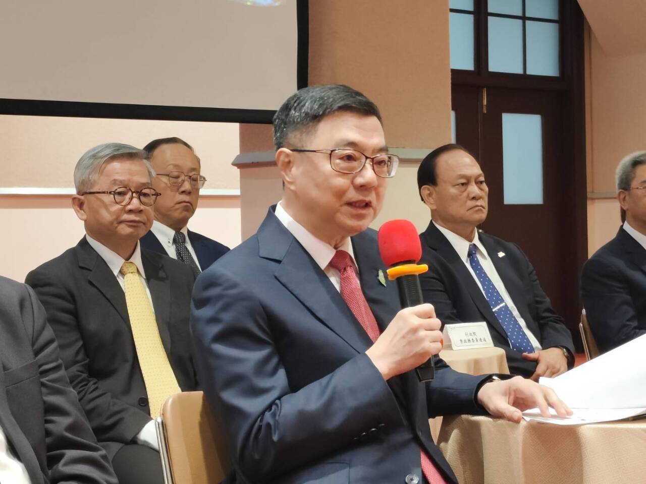 Masa Pemerintahan Genap 1 Tahun, PM Cho: Melangkah Maju di tengah Konflik, Seimbang di dalam Gejolak