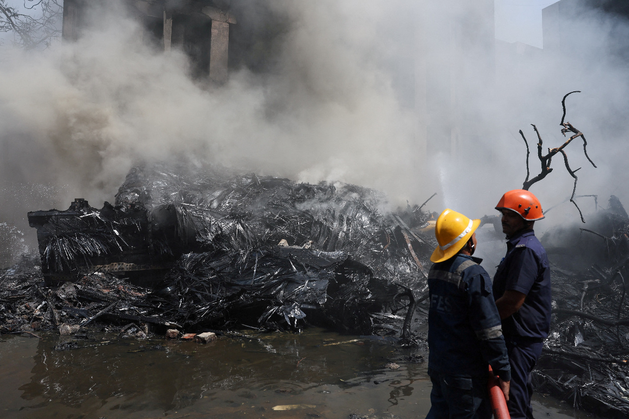 Selfie Terakhir Keluarga Dokter Sebelum Tragedi Pesawat Air India