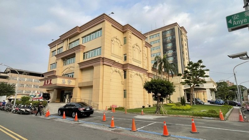 高雄市立民生醫院。記者劉學聖/攝影
