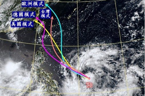 美國、德國模式預測約下周四從宜蘭至花蓮之間登陸,台灣、歐洲模式預測約下周四從東北部外海通過。圖/取自「觀氣象看天氣」臉書粉專