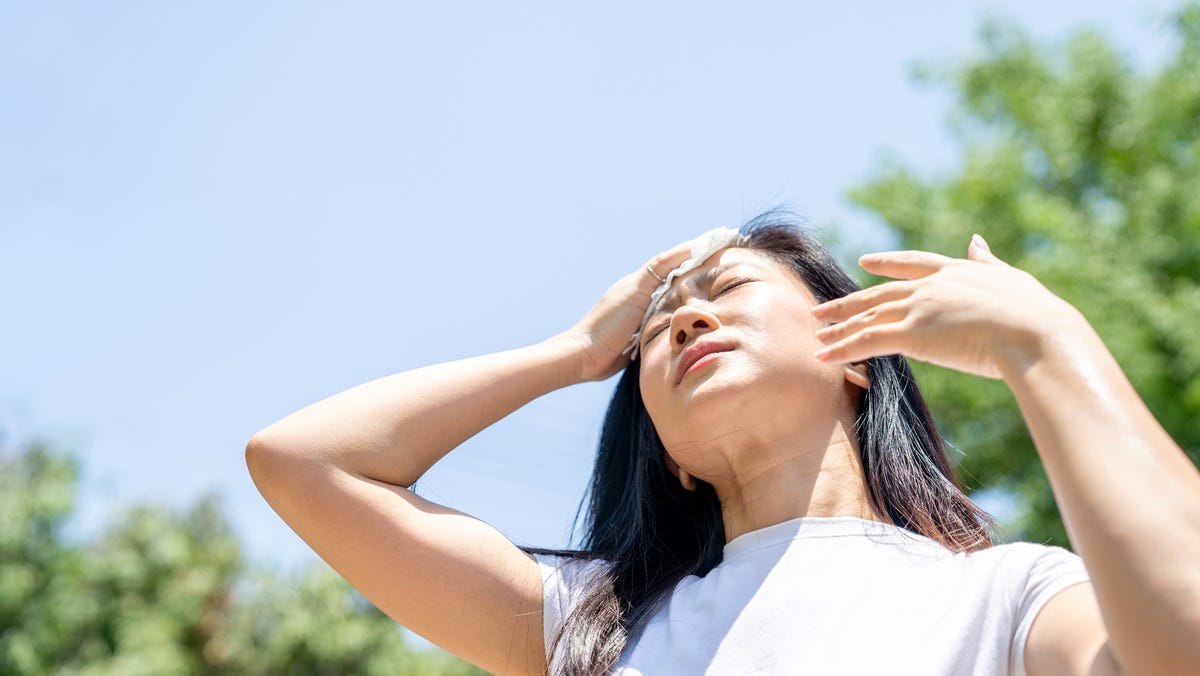 中暑症狀」會持續多久？告訴你中暑怎麼辦、緩解以及預防