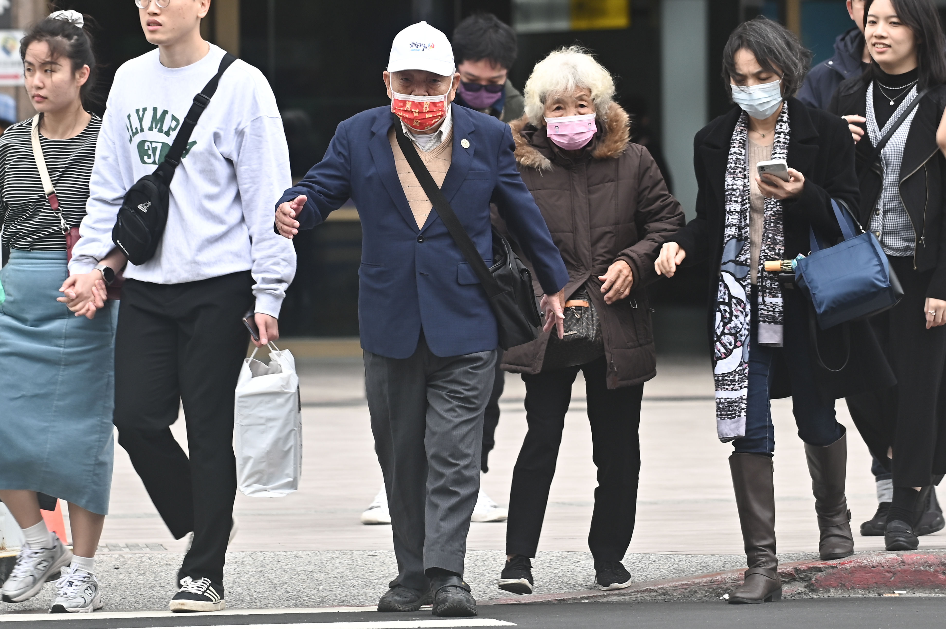 寒流急凍！雙北下探10度2天「18人無呼吸心跳」13人死亡| ETtoday社會新聞| ETtoday新聞雲