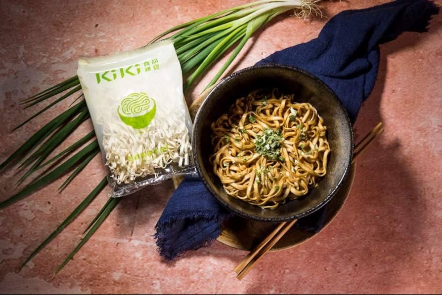 Amazon.com : KIKI OLD-TIME FLAVOUR SCALLION OIL NOODLES 5pcs - Best  Taiwanese Gift - KIKI FINE GOODS - Fresh Stock-Taiwan food - Noodle :  Grocery & ...