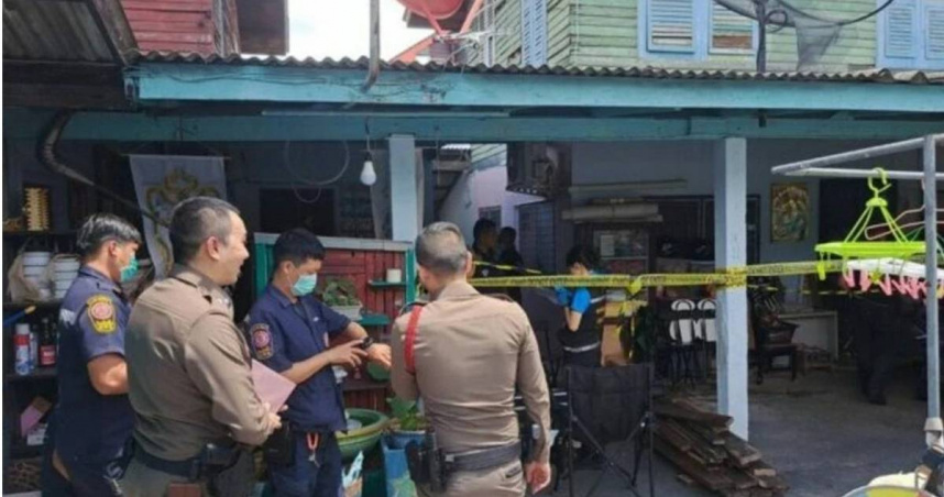 曼谷警方在8月9日中午接獲通報，稱位於挽卿縣的一處民宅發生謀殺案。（圖／翻攝KhaoSod）