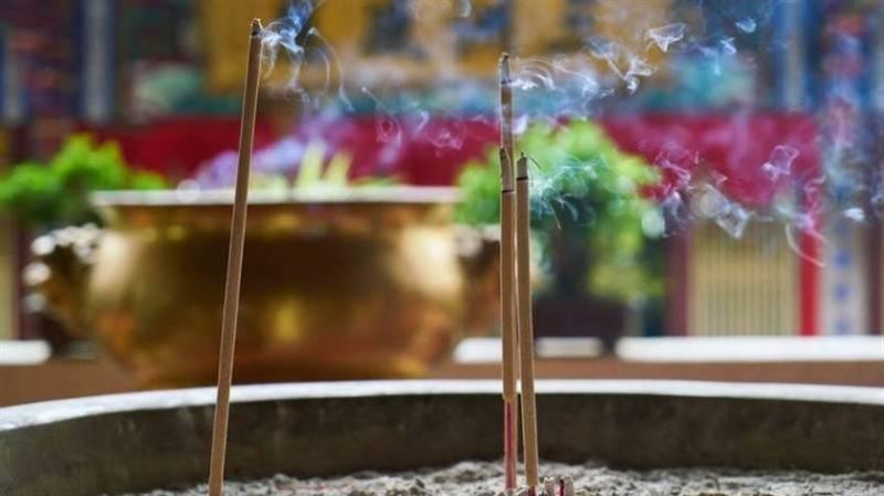 週六深夜鬼門開！命理師揭6大禁忌「3色系」衣服不能穿| 生活| 三立新聞網SETN.COM