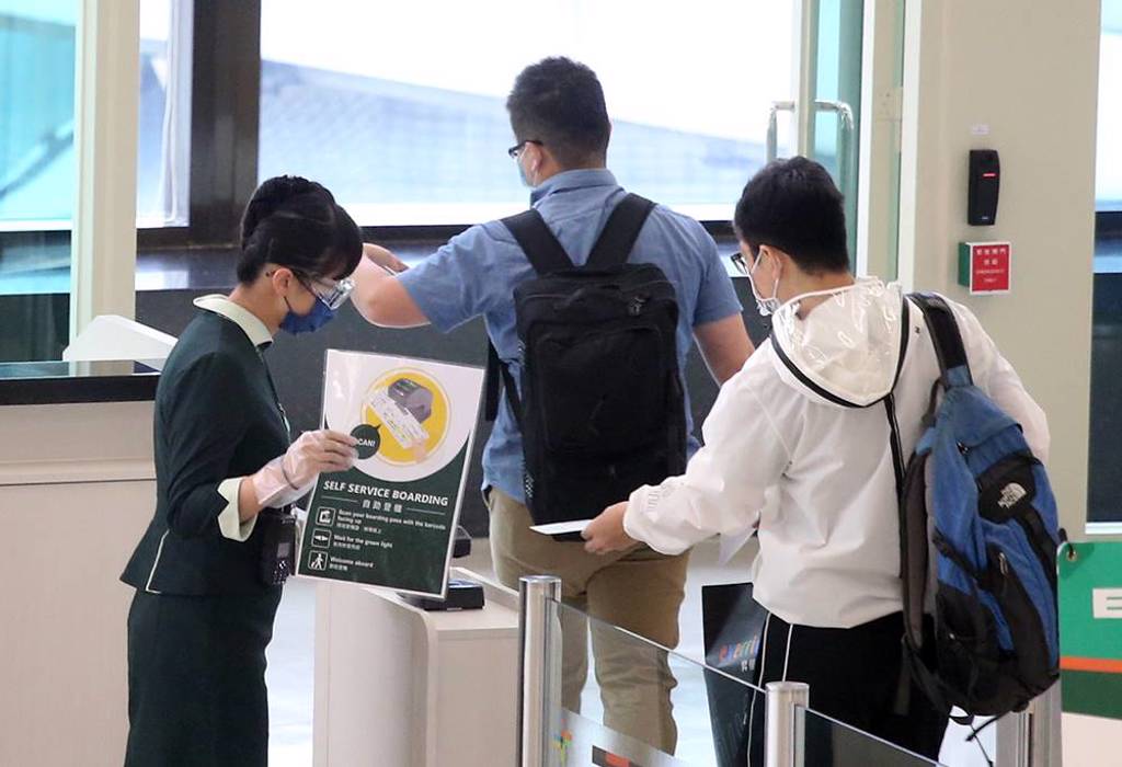 跟進搭機前先量體重？華航、長榮回應了- 生活- 工商時報