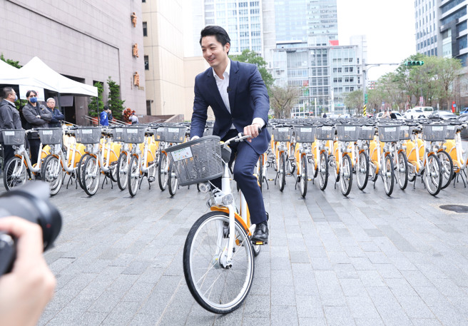 YouBike前30分鐘免費228上路蔣萬安：減碳、提升綠運輸- 政治- 中時
