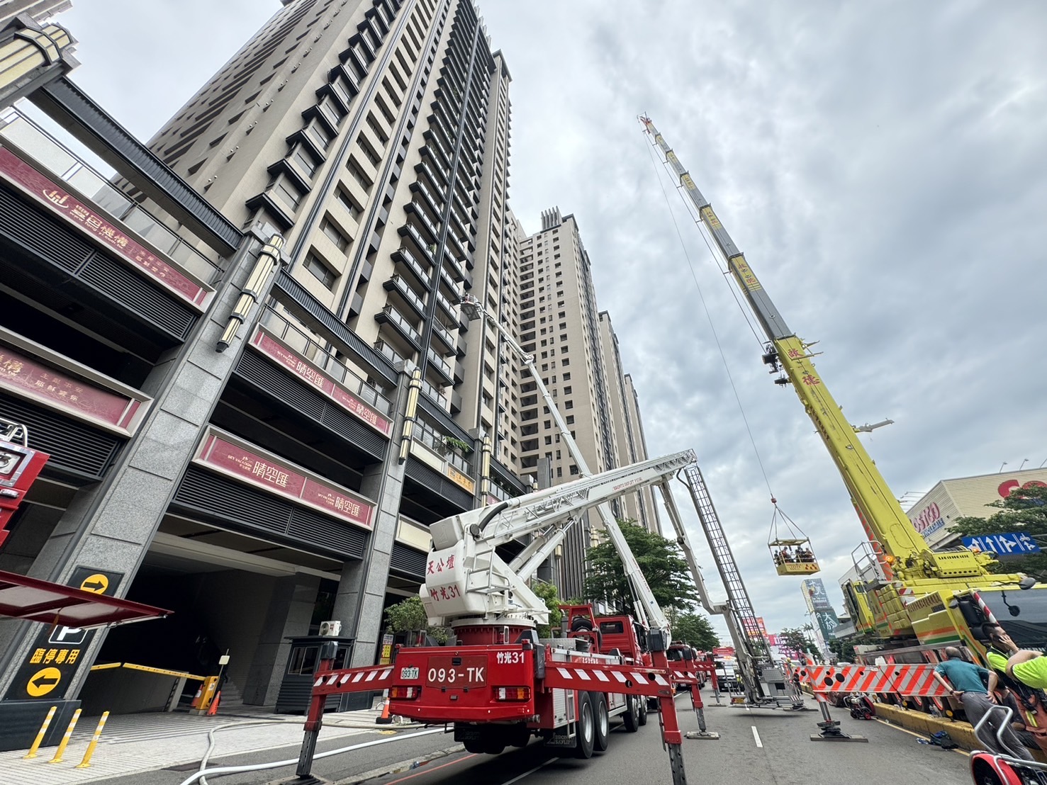 竹市豪宅惡火釀2消防員殉職4月排定安檢這原因延後| 竹市2消防殉職| 社會| 聯合新聞網