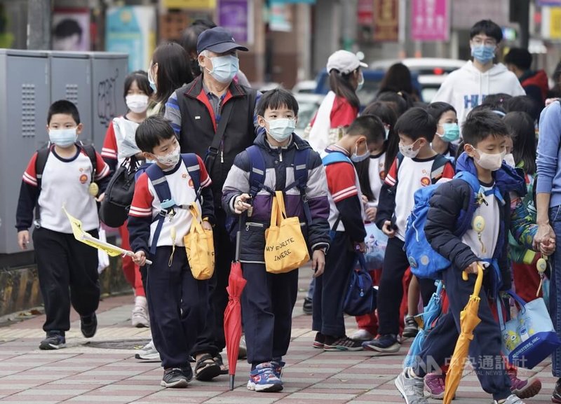台灣少子化問題加劇衝擊國防人力| 政治| 中央社CNA